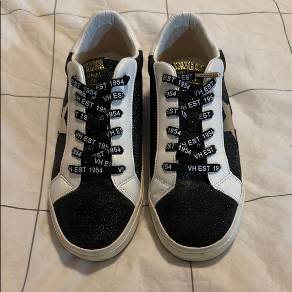 Vintage Havana Shoes - Vintage Havana‎ Black and White Sneakers Size 8.5